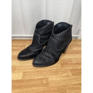 UGG Genuine Calf Hair Charlotte Black Snake Embossed Ankle Boots Size 8